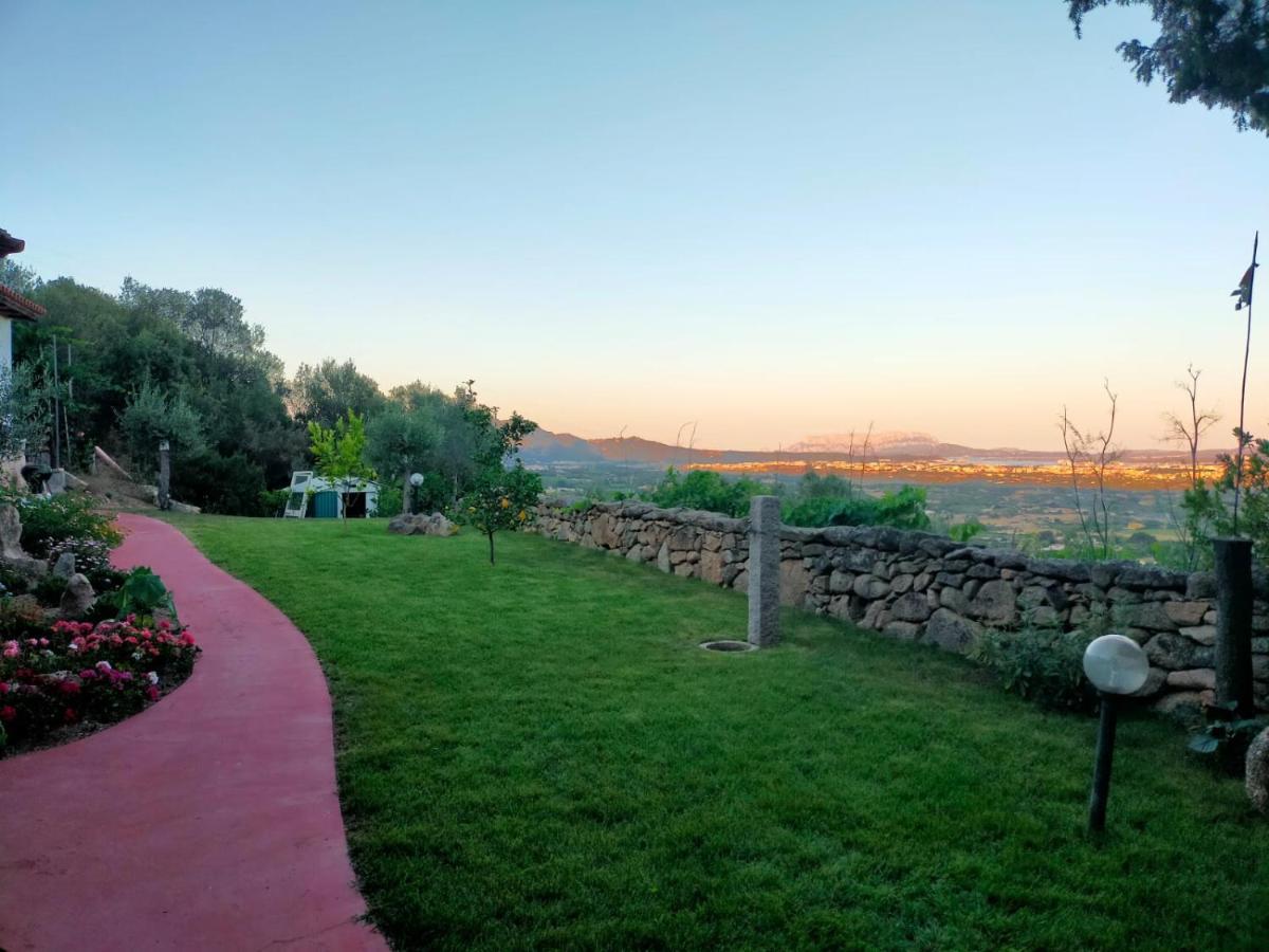 B&B Bellavista Sole Ruiu Esterno foto